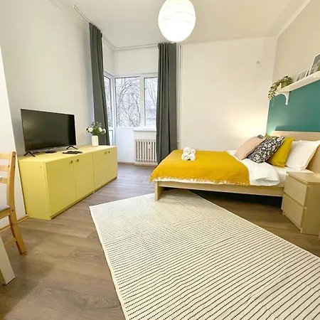 Aurora Abode - Center 1 Bdr Fast Wi-fi * Σόφια