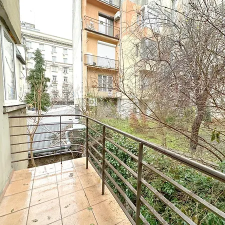 Διαμέρισμα Aurora Abode - Center 1 Bdr Fast Wi-fi