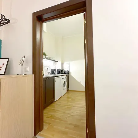 Aurora Abode - Center 1 Bdr Fast Wi-fi