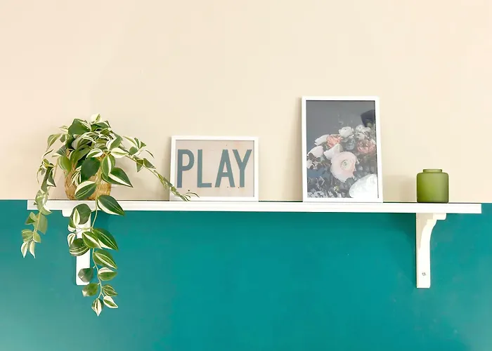 Aurora Abode - Center 1 Bdr Fast Wi-fi * София