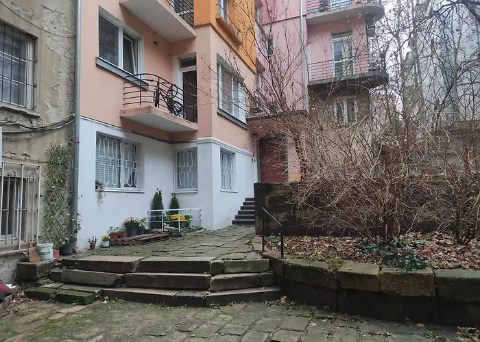 Aurora Abode - Center 1 Bdr Fast Wi-fi