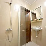 Aurora Abode - Center 1 Bdr Fast Wi-fi *